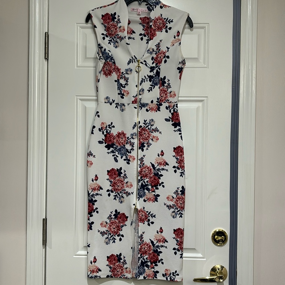 Crave Fame Medium Floral stretchy dress